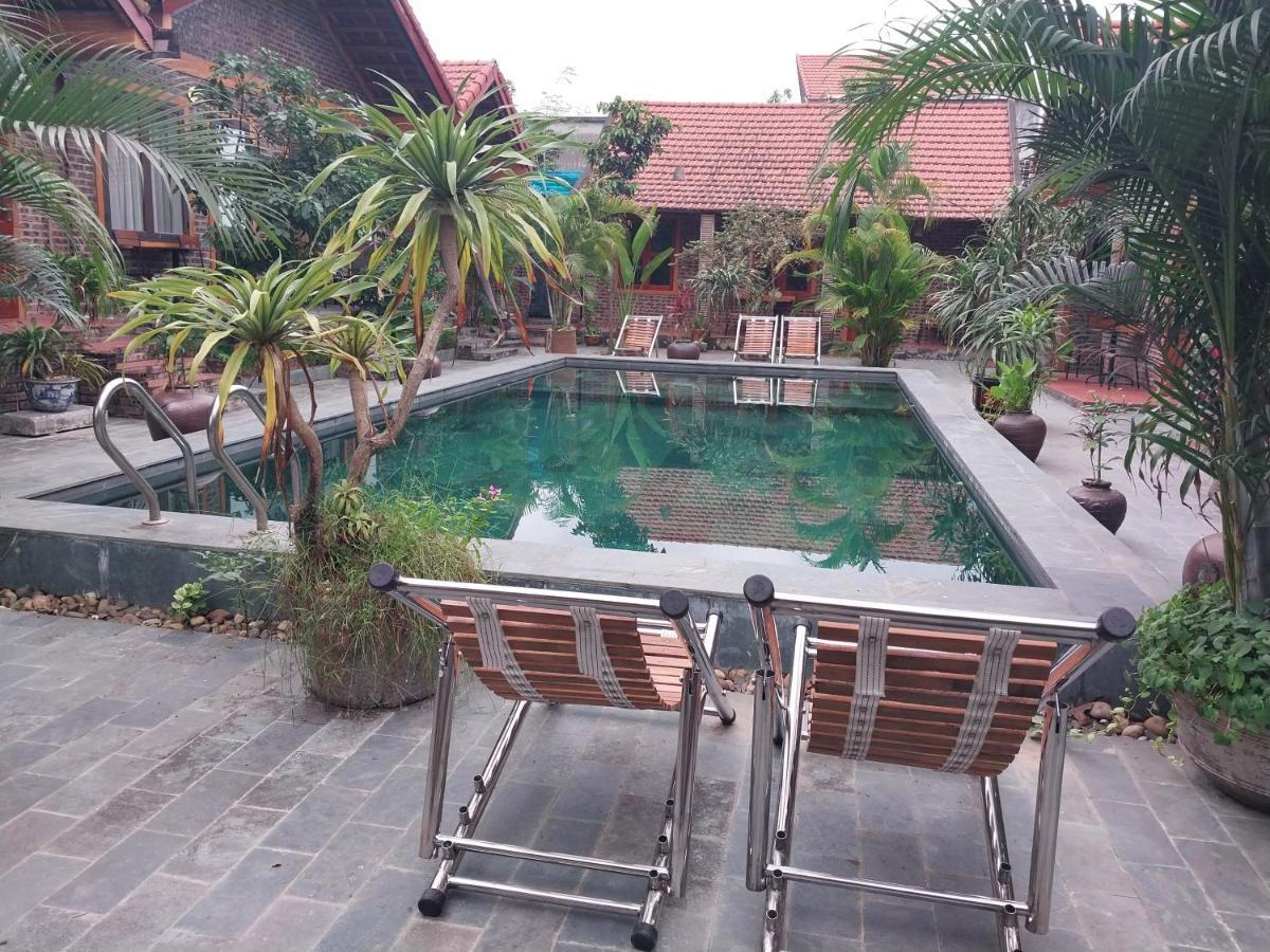 Homestay Tam Coc Tropical *
